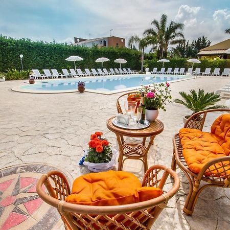 شقة Casa Vacanza Paradise Vicino Cefalu Con Servizio Di Piscina A 3 Chilometri كامبوفيليتْشّي دي روتْشّي المظهر الخارجي الصورة