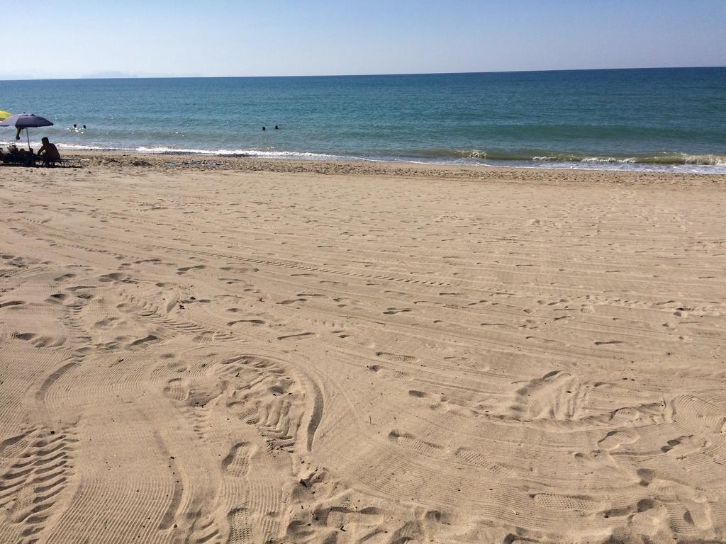 شقة Casa Vacanza Paradise Vicino Cefalu Con Servizio Di Piscina A 3 Chilometri كامبوفيليتْشّي دي روتْشّي المظهر الخارجي الصورة