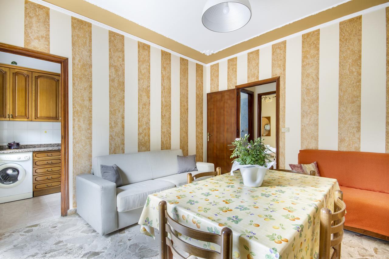 شقة Casa Vacanza Paradise Vicino Cefalu Con Servizio Di Piscina A 3 Chilometri كامبوفيليتْشّي دي روتْشّي المظهر الخارجي الصورة